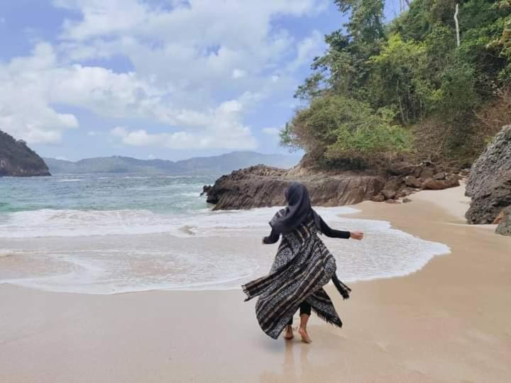 Java Turtle Lodge Meru Betiri Banyuwangi  Exterior photo