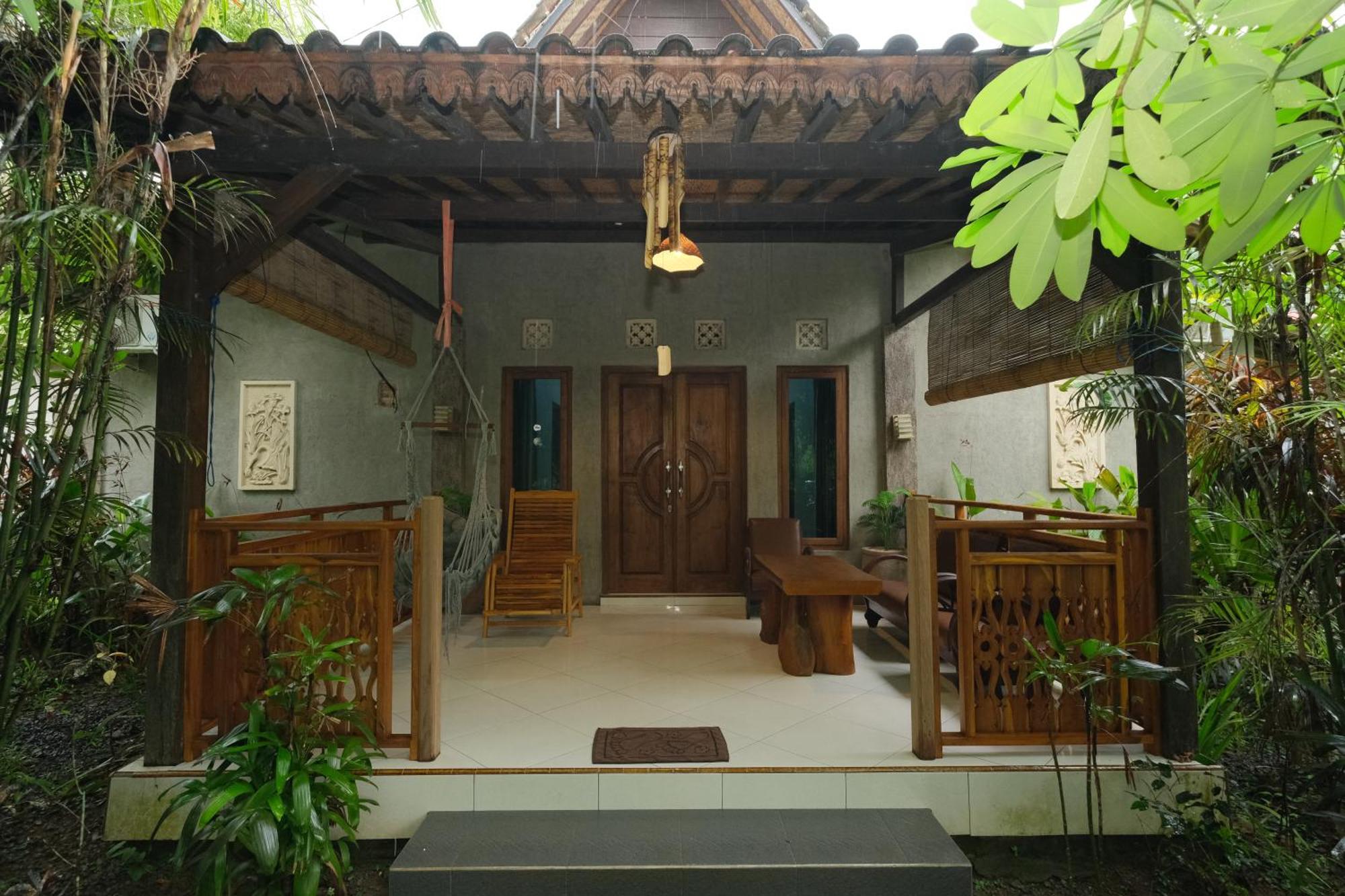 Java Turtle Lodge Meru Betiri Banyuwangi  Exterior photo